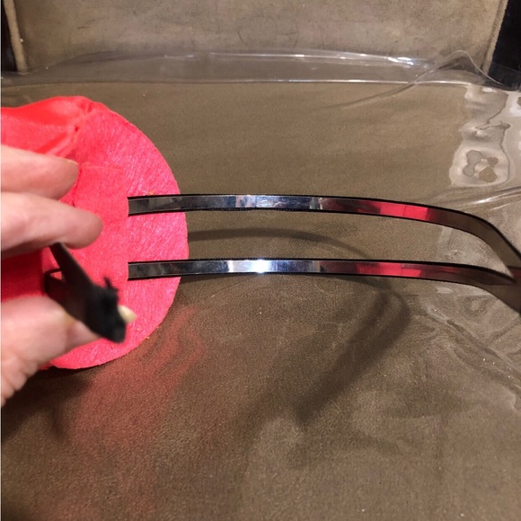 Stunning Rose Headband - Picture 5 of 5